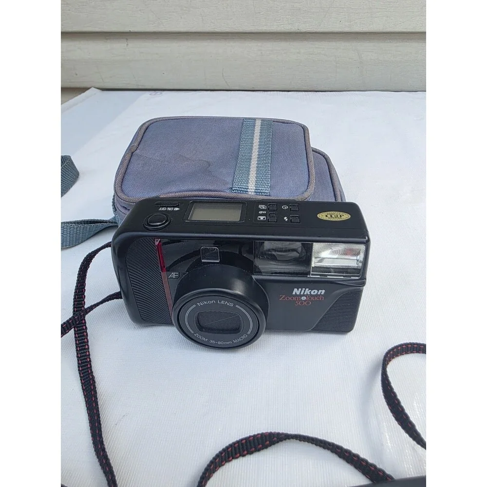 Nikon Zoom Touch 500 AF 35mm Film Camera 35-80mm Macro Lens QUARTZ DATE